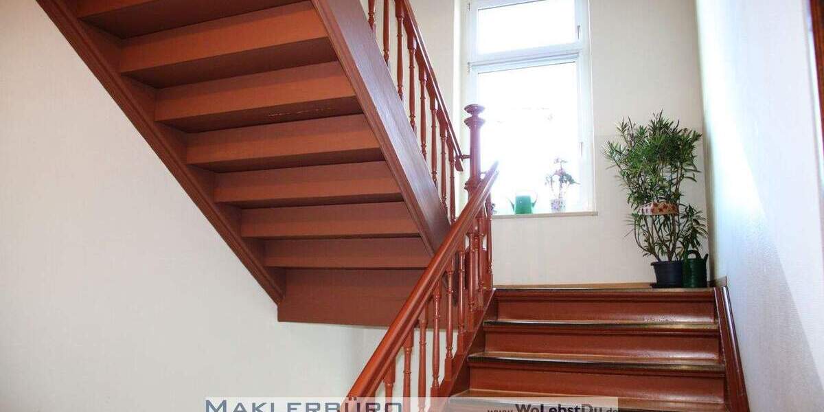 Etagenwohnung Greiz Irchwitz - 3 Zimmer, 77 m&sup2;, 347&euro; | Angebot:25678422