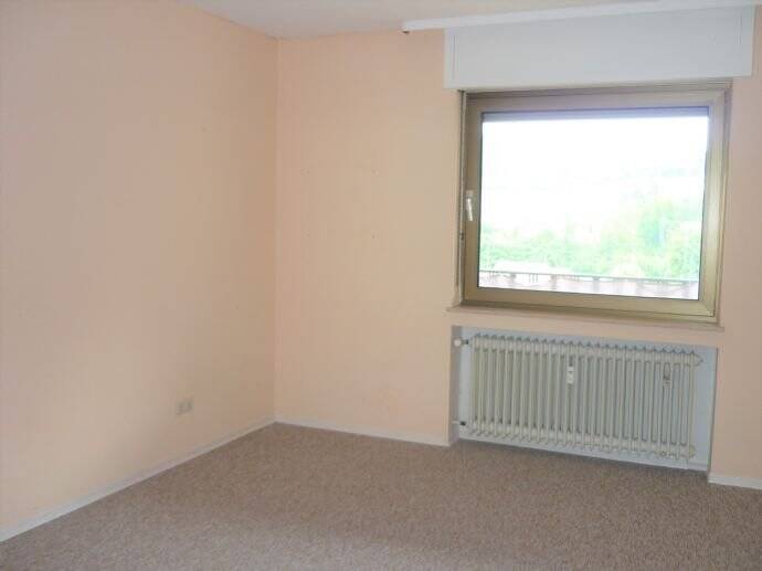 Etagenwohnung Beckingen Düppenweiler - 2 Zimmer, 62 m&sup2;, 390&euro; | Angebot:24366908