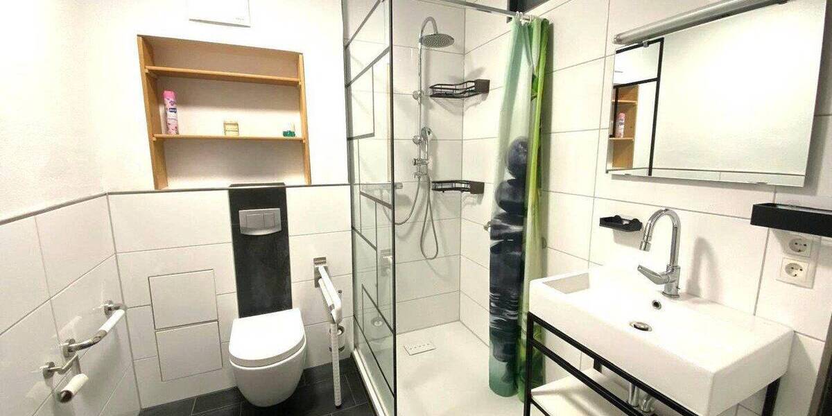 Etagenwohnung Ludwigshafen am Rhein Mundenheim - 2 Zimmer, 70 m&sup2;, 800&euro; | Angebot:26851630