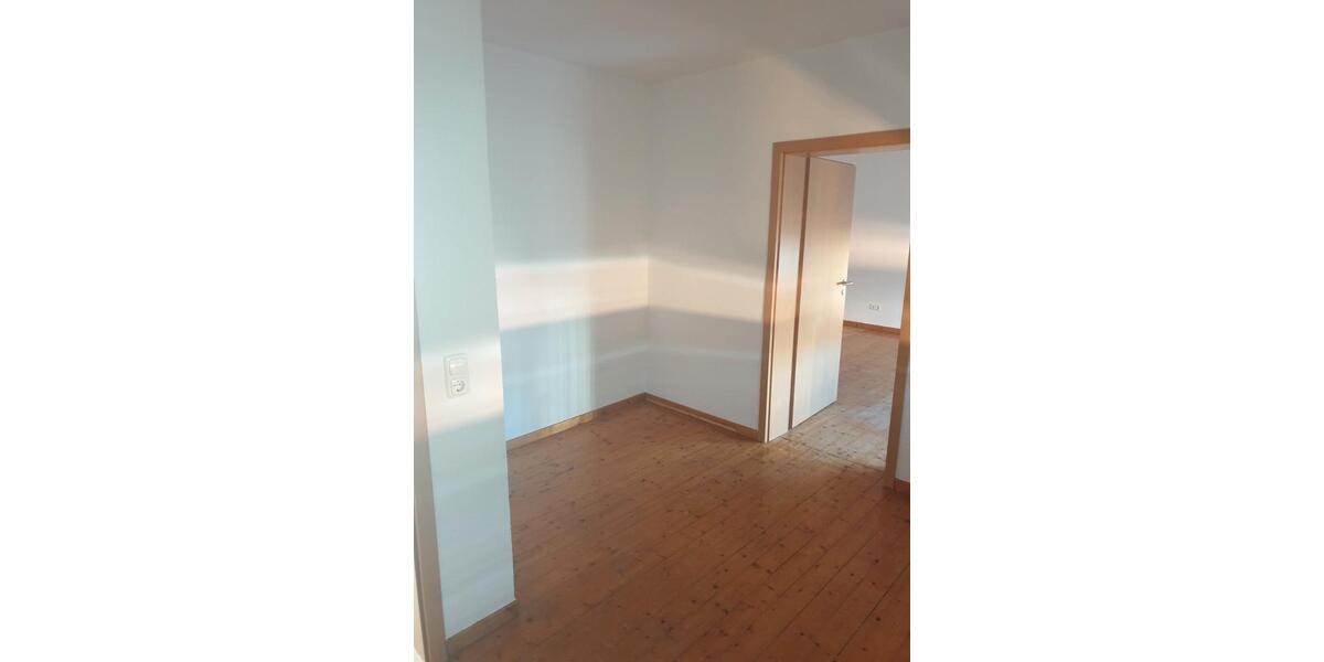 Etagenwohnung Rüdesheim am Rhein - 4 Zimmer, 85 m&sup2;, 650&euro; | Angebot:26267005
