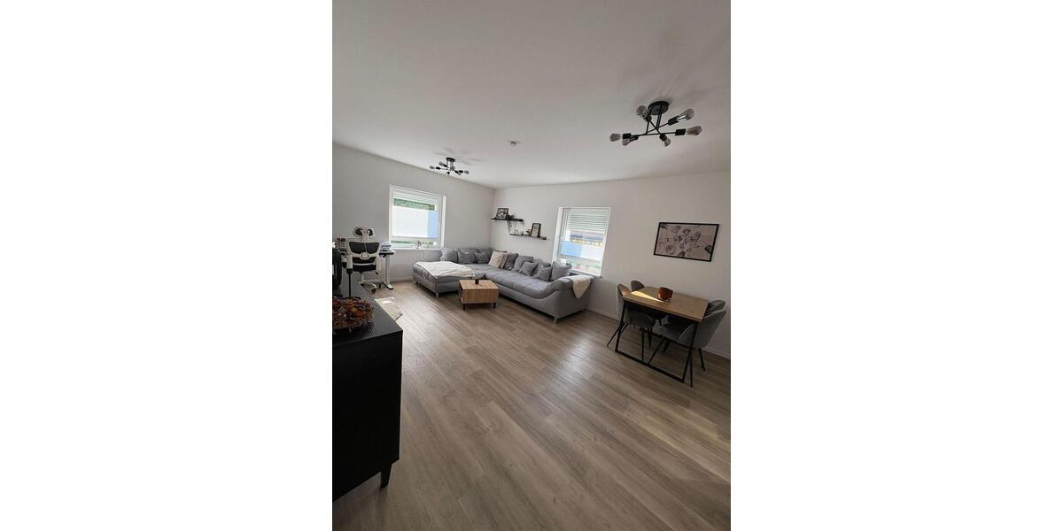 Etagenwohnung Grünberg - 2 Zimmer, 80 m&sup2;, 800&euro; | Angebot:25755736