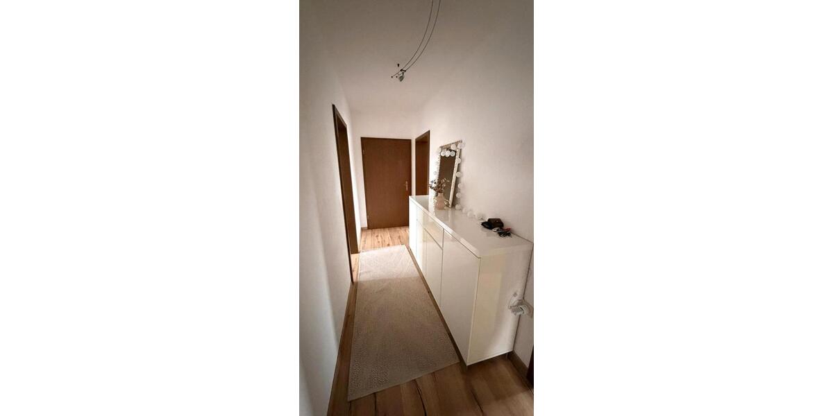 Etagenwohnung Schrobenhausen - 5 Zimmer, 106 m&sup2;, 1.060&euro; | Angebot:26609478
