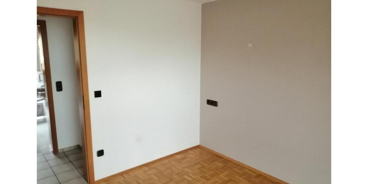 Dachgeschoßwohnung Donaueschingen - 3.5 Zimmer, 100 m&sup2;, 1.130&euro; | Angebot:24764265