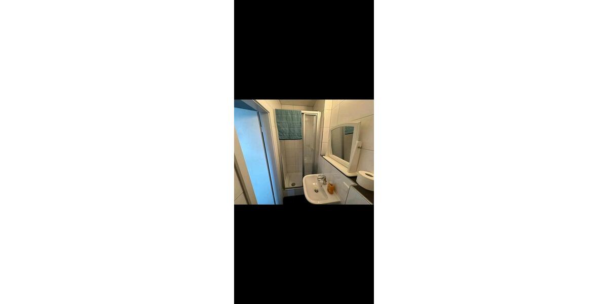 Etagenwohnung Köln - 1 Zimmer, 15 m&sup2;, 650&euro; | Angebot:26621351