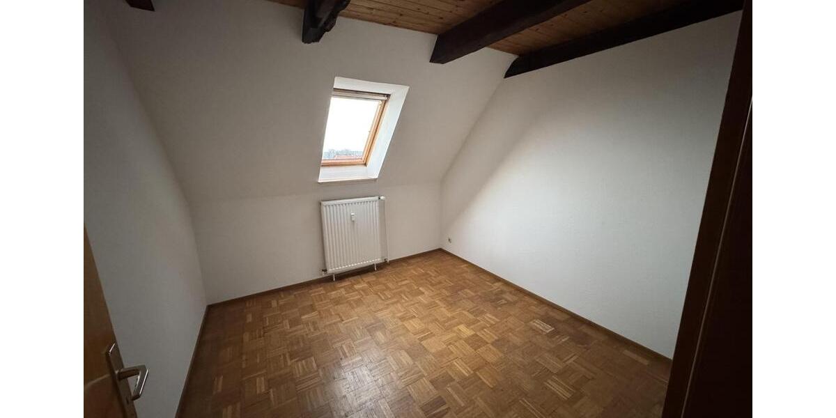 Etagenwohnung Lüdersdorf - 3 Zimmer, 82 m&sup2;, 760&euro; | Angebot:25592090