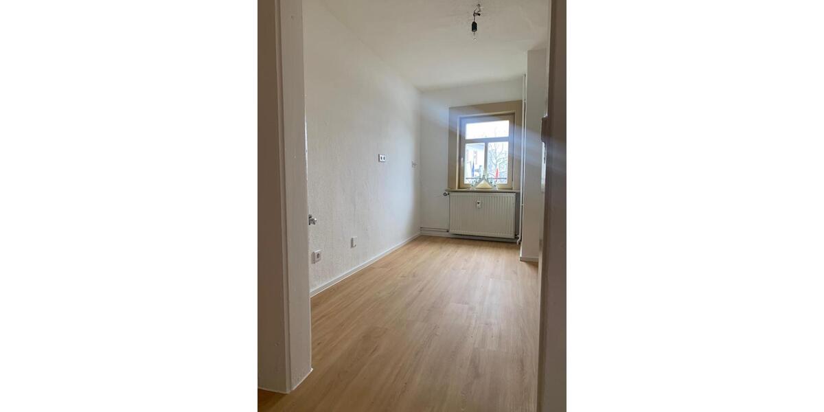 Etagenwohnung Arnstadt - 3 Zimmer, 75 m&sup2;, 650&euro; | Angebot:26701840