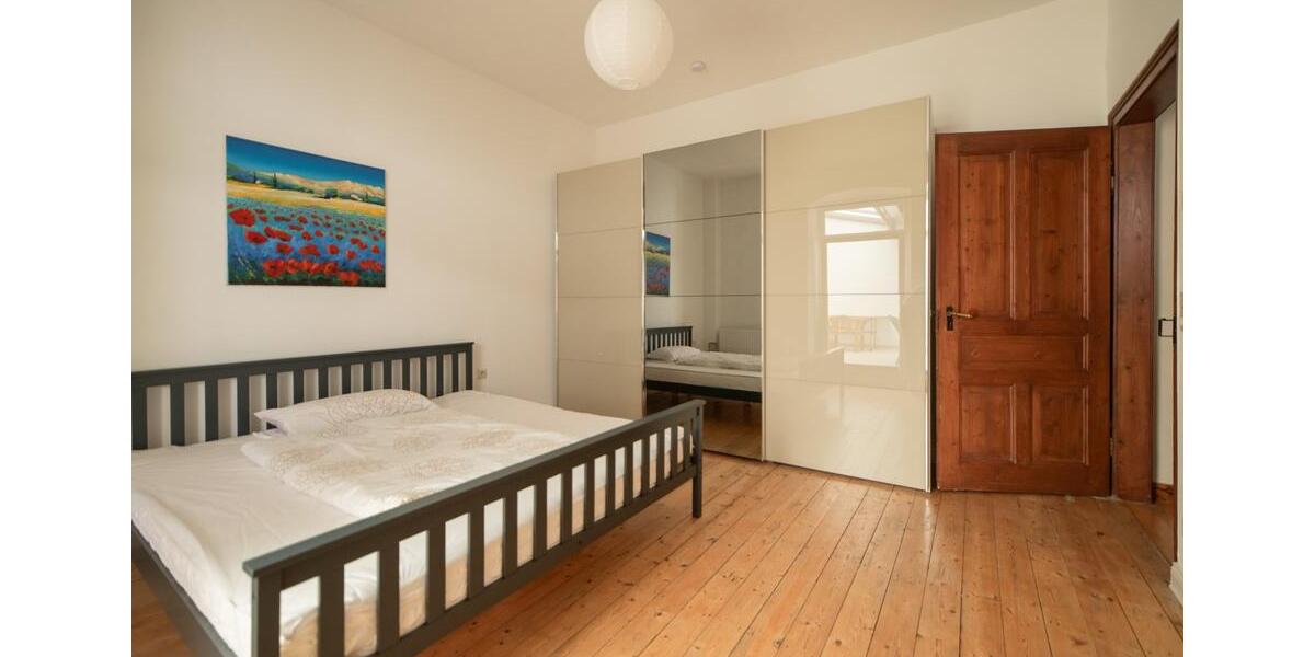 Etagenwohnung Reil - 7 Zimmer, 140 m&sup2;, 950&euro; | Angebot:26503843