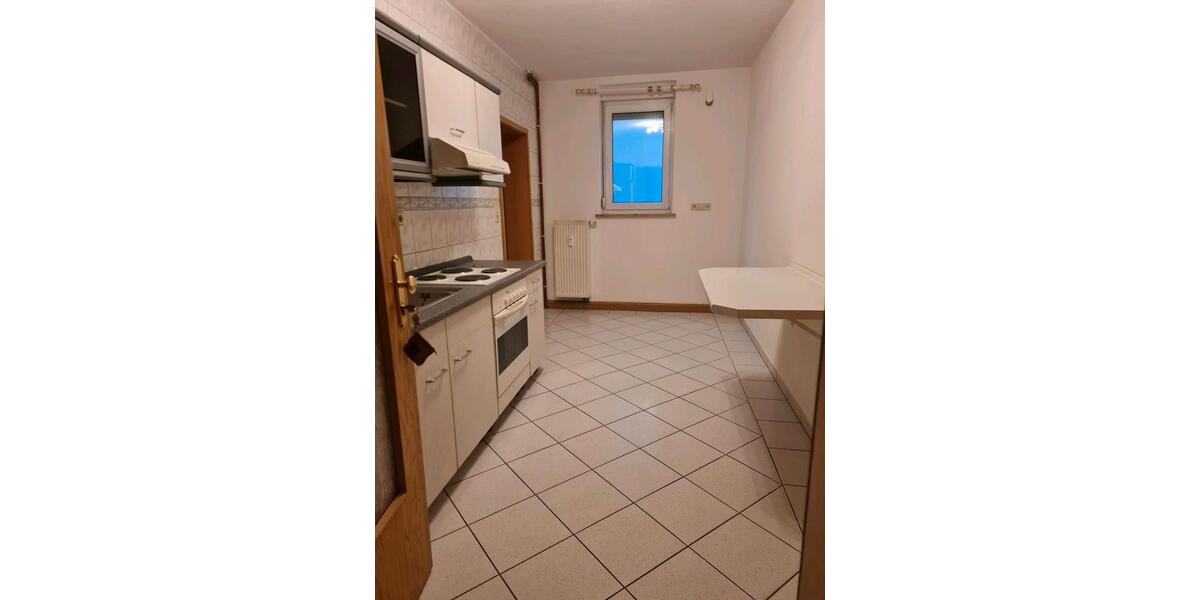 Erdgeschoßwohnung Kölleda - 3 Zimmer, 78 m&sup2;, 736&euro; | Angebot:24570970