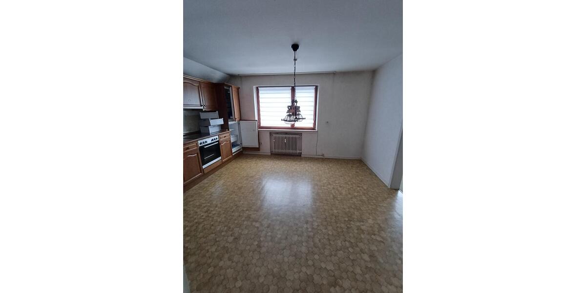 Etagenwohnung Reichshof - 2 Zimmer, 65 m&sup2;, 450&euro; | Angebot:26606756
