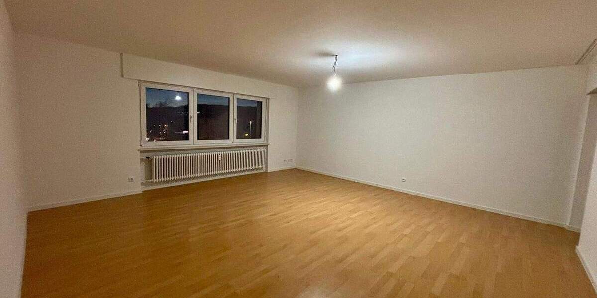 Etagenwohnung Lörrach Salzert - 3 Zimmer, 104 m&sup2;, 1.352&euro; | Angebot:24027998