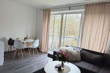 Wohnung Oldenburg - 2 Zimmer, 45 m&sup2;, 500&euro; | Angebot:25266666