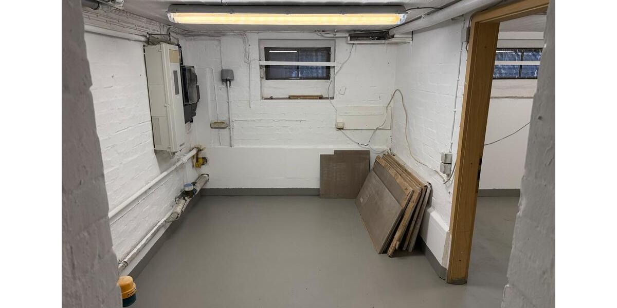 Etagenwohnung Braunschweig Wabe-Schunter-Beberbach - 3 Zimmer, 90 m&sup2;, 1.500&euro; | Angebot:26249586