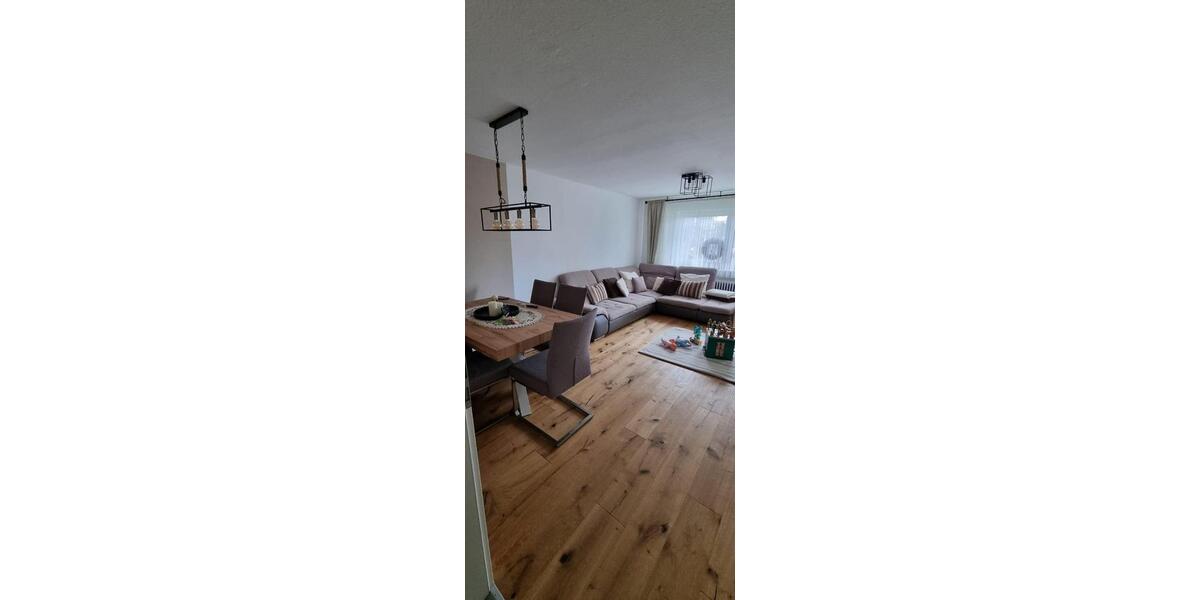Etagenwohnung Sindelfingen Sindelfingen (Stadt) - 3 Zimmer, 72 m&sup2;, 1.150&euro; | Angebot:26551002