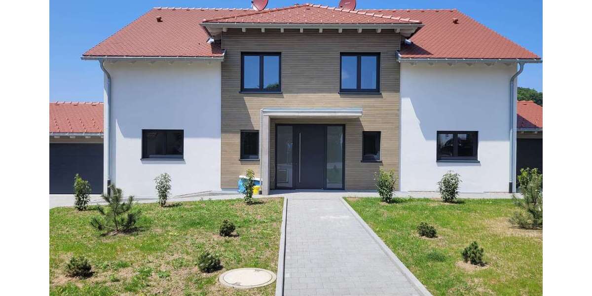 Einfamilienhaus Kandern Tüchlingen - 4 Zimmer, 143 m&sup2;, 2.450&euro; | Angebot:24879641