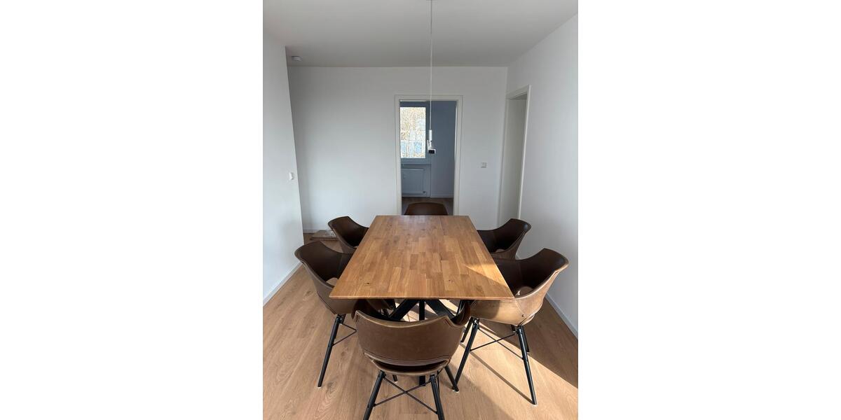 Etagenwohnung Saarbrücken Eschberg - 3 Zimmer, 70 m&sup2;, 940&euro; | Angebot:26007924