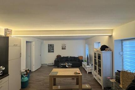 moderne geräumige 2 Zimmer Wohnung in zentraler Lage in Bildstock zimmer