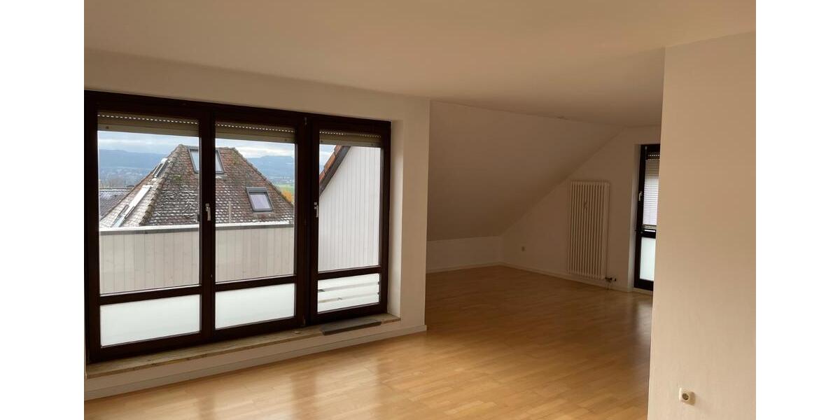 Dachgeschoßwohnung Lichtenfels - 2.5 Zimmer, 73 m&sup2;, 629&euro; | Angebot:26313107