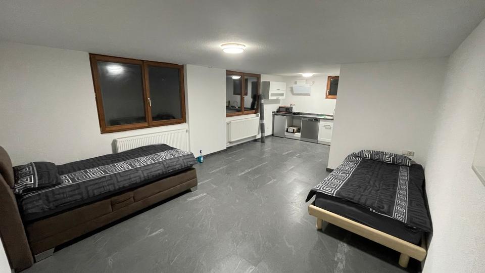 Etagenwohnung Billigheim - 12 Zimmer, 1 m&sup2;, 360&euro; | Angebot:22448848