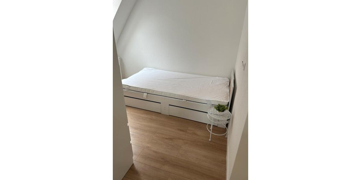 WG Zimmer ab 1.01.26 in Mittelbiberach 5 zimmer