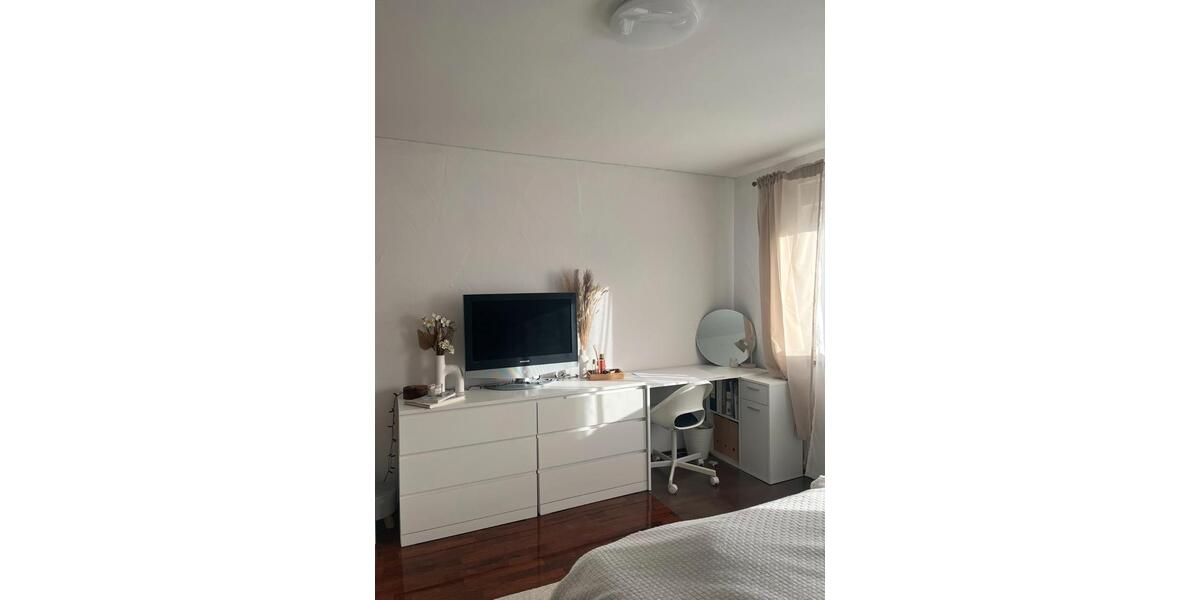 Wohnen auf Zeit Nürtingen - 1 Zimmer, 17 m&sup2;, 415&euro; | Angebot:26553439