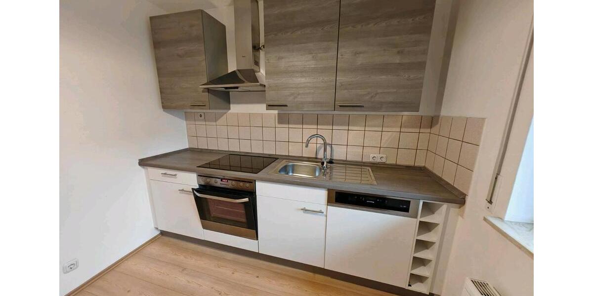 Erdgeschoßwohnung Tiefenbach - 4.5 Zimmer, 100 m&sup2;, 1.100&euro; | Angebot:26014465