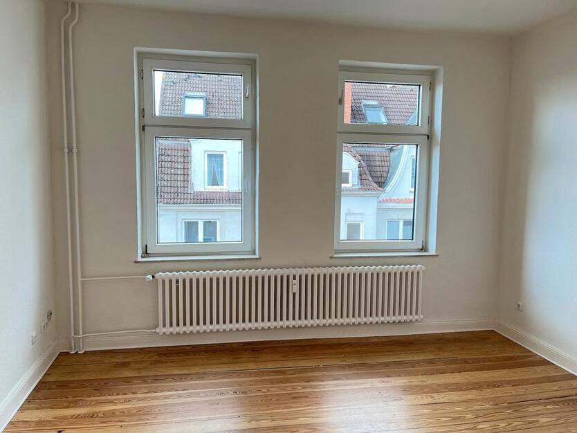 2-Zimmer AltbauWohnung in FH-Nähe frei
