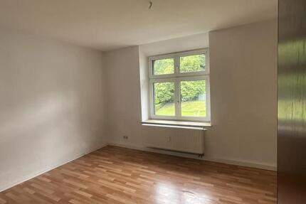 gut geschnittene 2-Zimmer-Wohnung in Nachrodt-Wiblingwerde zimmer