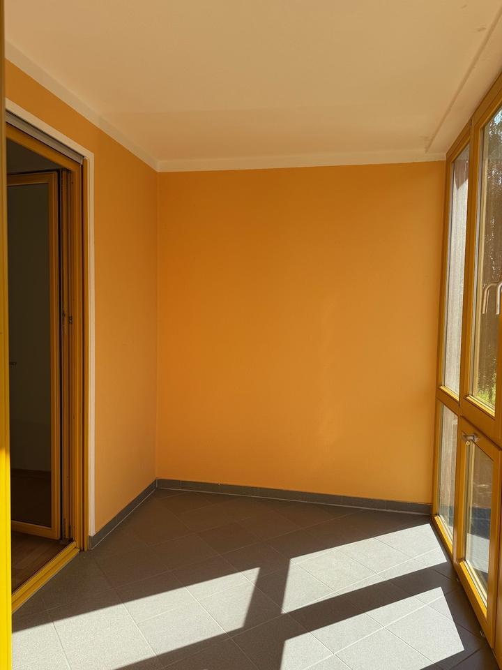 Wohnen mit Wohlfühlfaktor: 2 Raum Wohnung mit Wintergarten!