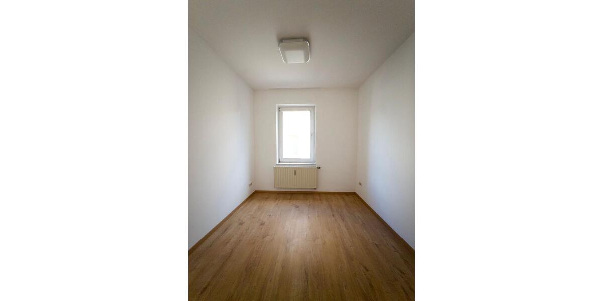 Etagenwohnung Schneeberg - 3 Zimmer, 80 m&sup2;, 500&euro; | Angebot:26646093