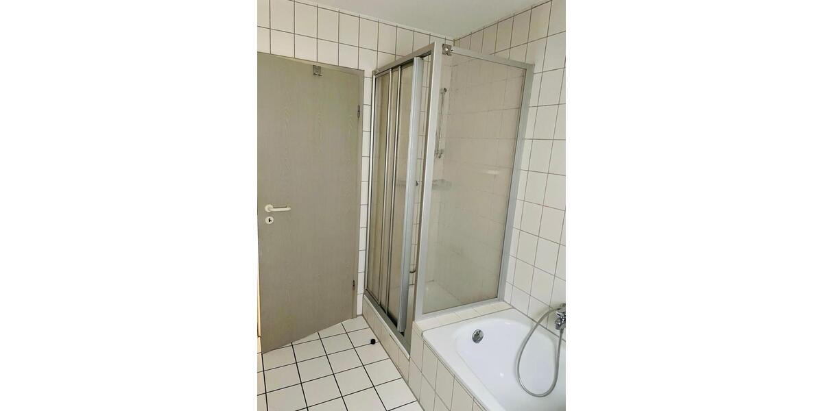 Hochparterre Kehl - 2 Zimmer, 66 m&sup2;, 990&euro; | Angebot:25145561