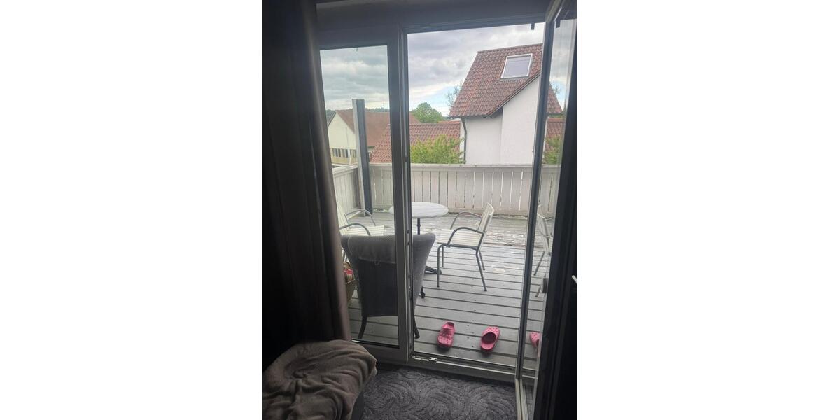 Etagenwohnung Sinzing - 3 Zimmer, 70 m&sup2;, 950&euro; | Angebot:26567526