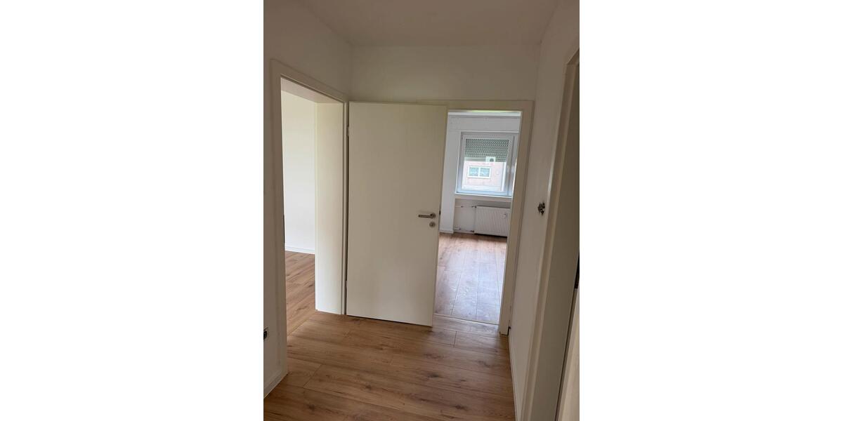 Etagenwohnung Blomberg - 4 Zimmer, 81 m&sup2;, 600&euro; | Angebot:26261728