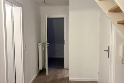 Wohnung Cuxhaven Groden - 2.5 Zimmer, 50 m&sup2;, 600&euro; | Angebot:25823958