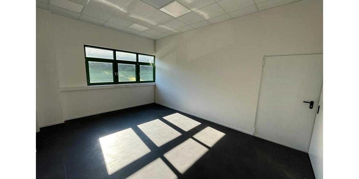 Gewerbeobjekt Göppingen Bruckwasen - 2.900&euro; | Angebot:26635211