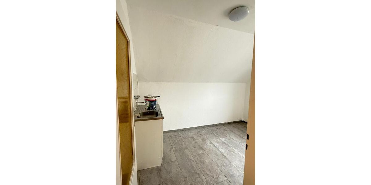Dachgeschoßwohnung Lippstadt - 3 Zimmer, 72 m&sup2;, 700&euro; | Angebot:26568379