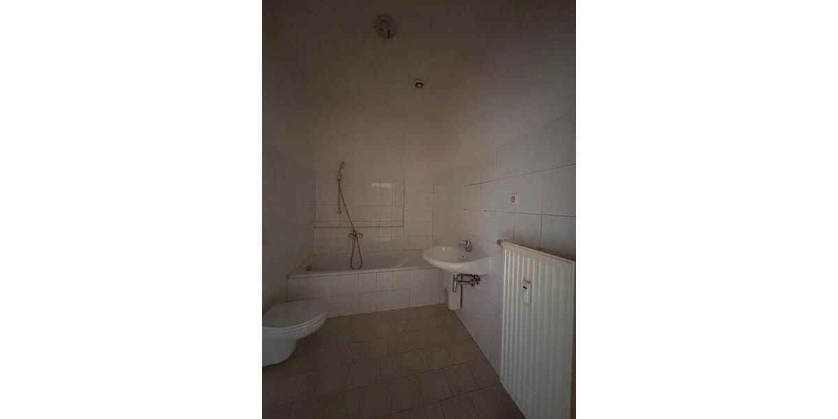Etagenwohnung Zeitz - 5 Zimmer, 118 m&sup2;, 649&euro; | Angebot:26109213