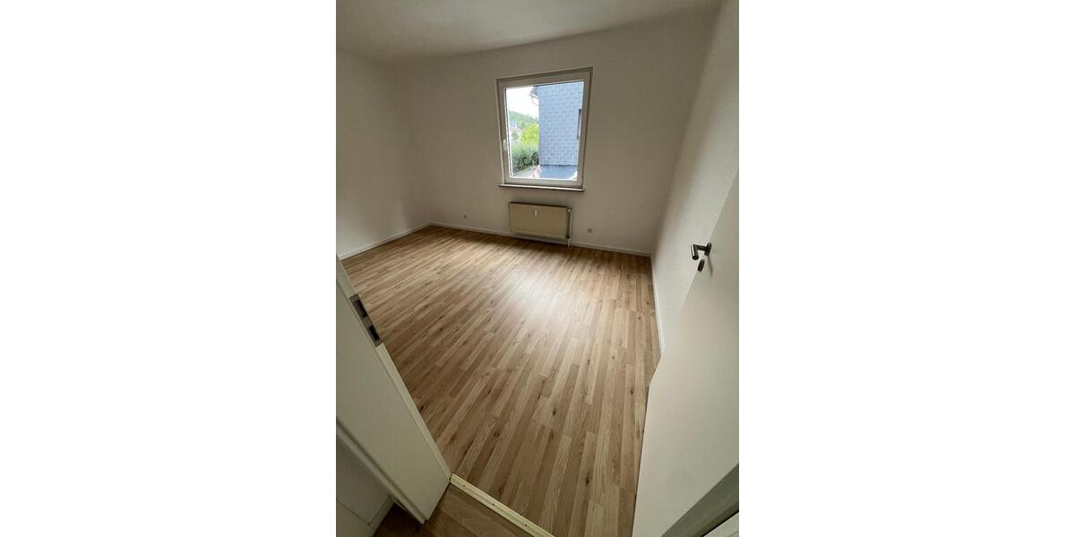 Erdgeschoßwohnung Breidenbach - 3 Zimmer, 70 m&sup2;, 580&euro; | Angebot:25017598