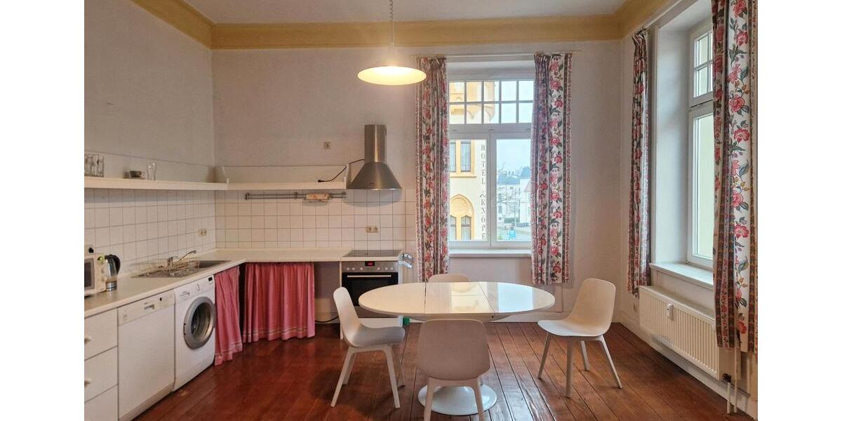 Etagenwohnung Wismar Altstadt - 5 Zimmer, 198 m&sup2;, 1.800&euro; | Angebot:25638478