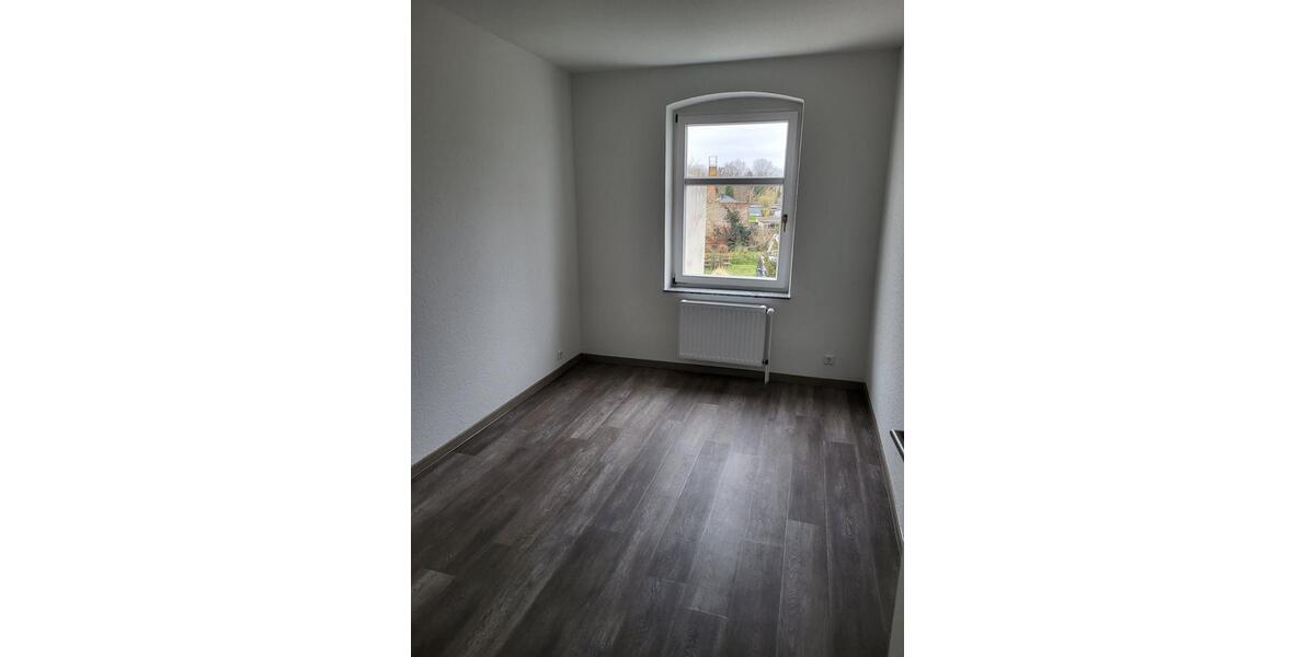 Etagenwohnung Rathenow - 3 Zimmer, 75 m&sup2;, 451&euro; | Angebot:25959220
