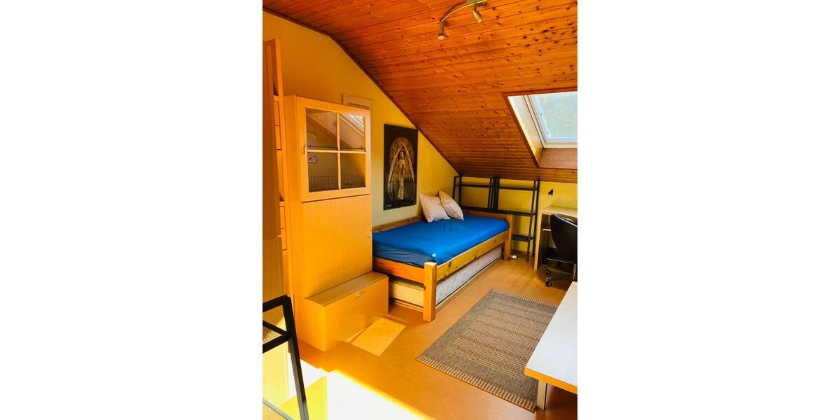 Reihenmittelhaus Lörrach - 5 Zimmer, 147 m&sup2;, 1.950&euro; | Angebot:26804049