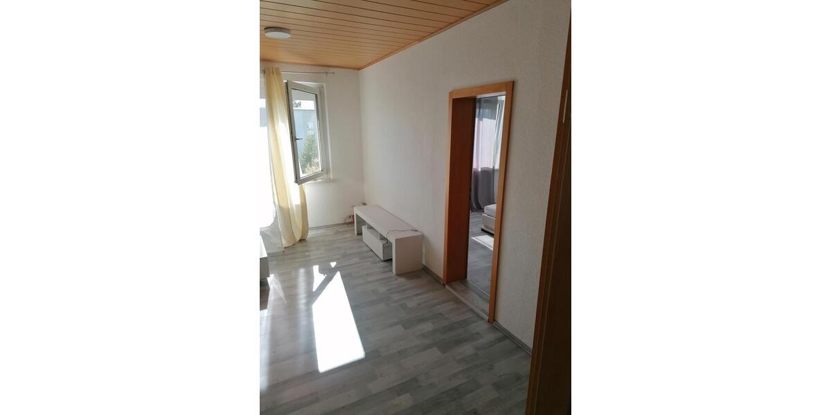 Etagenwohnung Neukieritzsch - 2 Zimmer, 50 m&sup2;, 500&euro; | Angebot:24842379