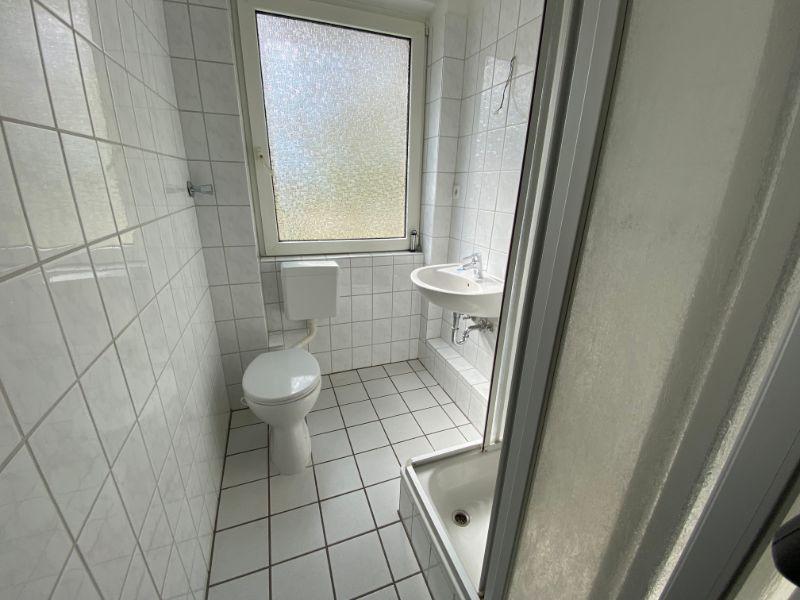 großzügige 2,5-Zimmer-Wohnung in ruhiger Lage