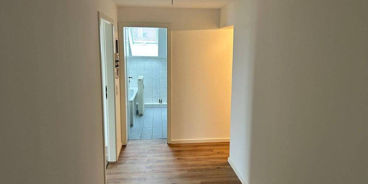 Etagenwohnung Sonneberg - 2 Zimmer, 69 m&sup2;, 440&euro; | Angebot:26527304
