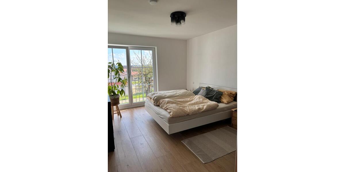 Etagenwohnung Bruckberg - 2.5 Zimmer, 82 m&sup2;, 1.050&euro; | Angebot:26256518