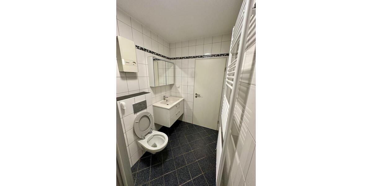 Wohnen auf Zeit Wuppertal Gemarkung Elberfeld - 1 Zimmer, 40 m&sup2;, 600&euro; | Angebot:25910662