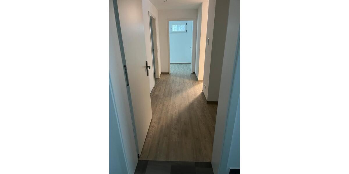 Erdgeschoßwohnung Dornhan - 3 Zimmer, 75 m&sup2;, 1.100&euro; | Angebot:25812885