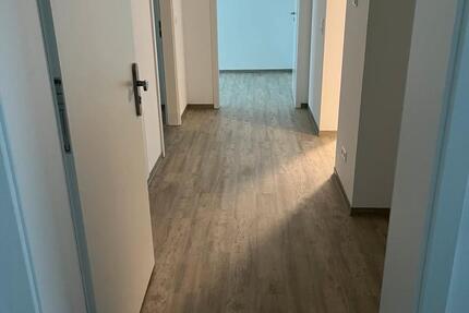 Wohnung Dornhan - 3 Zimmer, 75 m&sup2;, 1.100&euro; | Angebot:25812885