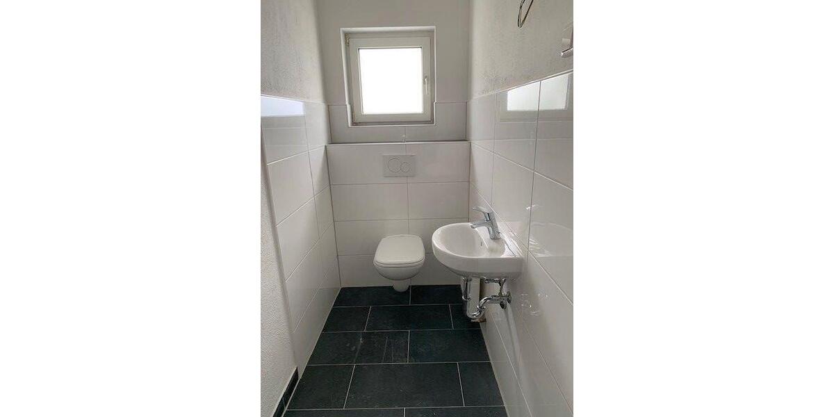 Etagenwohnung Wiesbaden Südost - 4 Zimmer, 99 m&sup2;, 1.155&euro; | Angebot:26612130