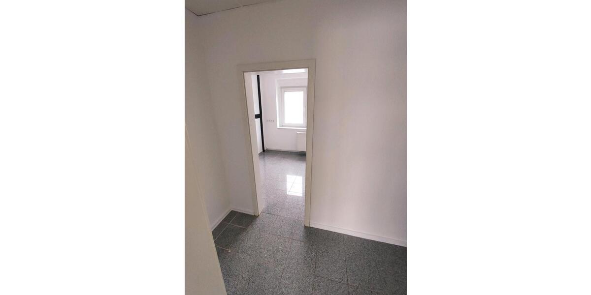Etagenwohnung Staßfurt Löderburg - 3 Zimmer, 96 m&sup2;, 850&euro; | Angebot:24745934