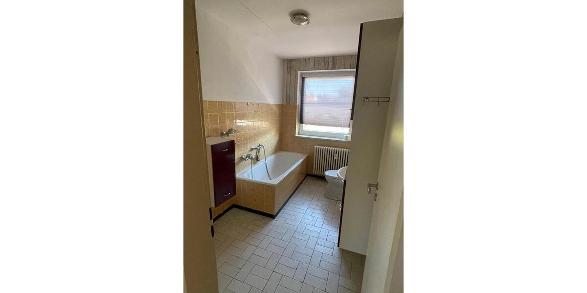 Etagenwohnung Amberg - 3 Zimmer, 72 m&sup2;, 700&euro; | Angebot:26600564